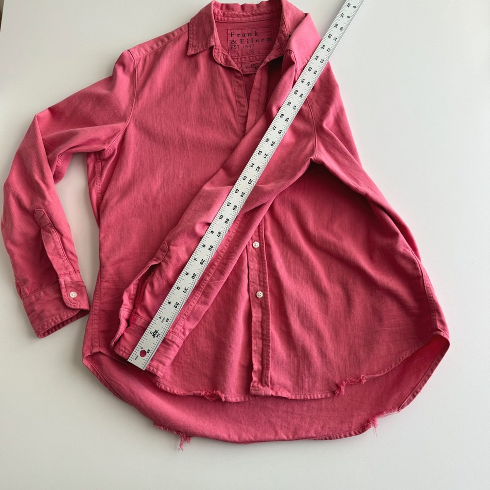 Frank & Eileen Eileen USA Made Distressed Bright Pink Cotton Button Down Shirt S - Picture 5 of 7
